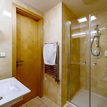 Guest house V Raji