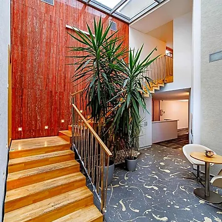 V Raji Guest house