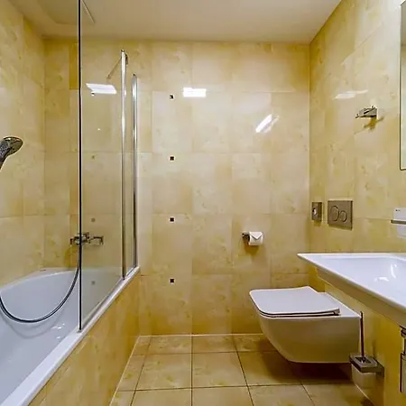 V Raji Guest house Olomouc