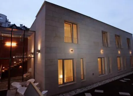 V Raji Πανσιόν 4*